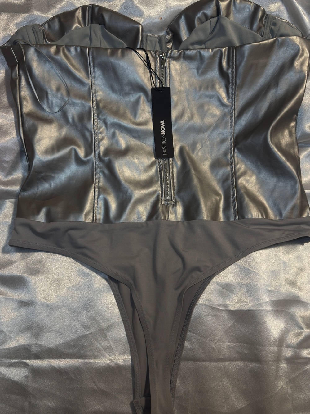 Fashion Nova Metallic Gray Strapless One-Piece Swimsuit with Front Zip